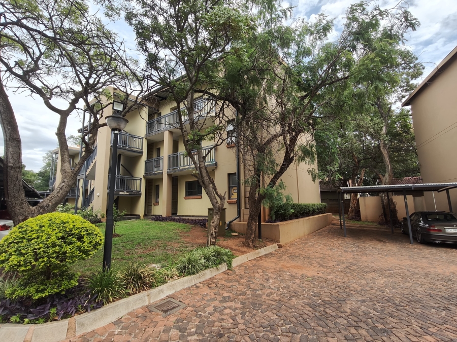 2 Bedroom Property for Sale in Geelhoutpark North West